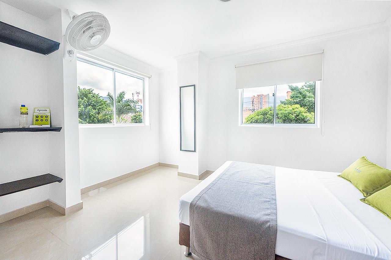 Ayenda 1219 Park 6 Hotel Medellín Eksteriør billede